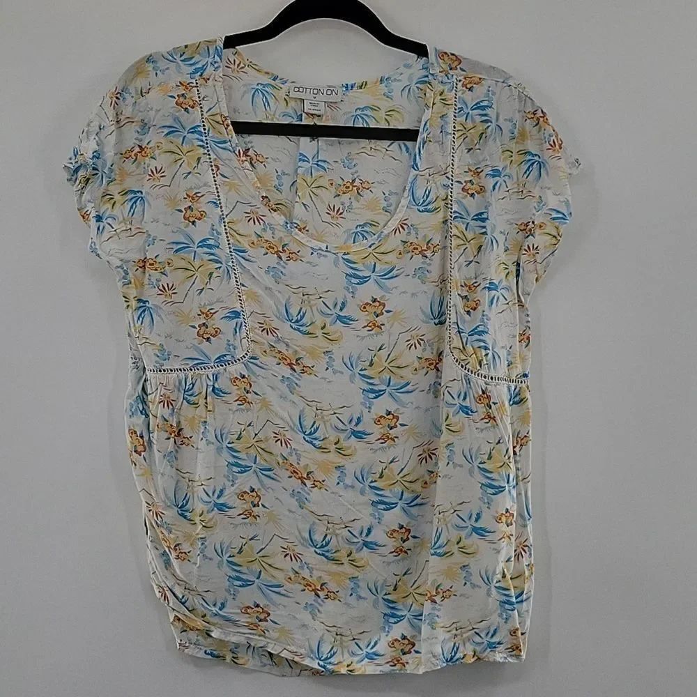 3for$20 Cotton On White Top w/ multi color design size M